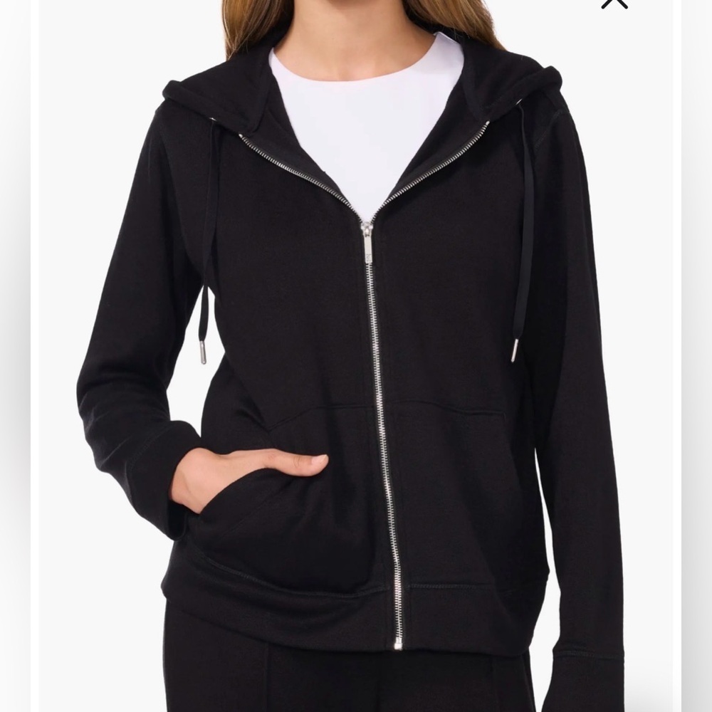 VINCE CAMUTO Women’s Textured Sleeve Zip Hoodie - XL